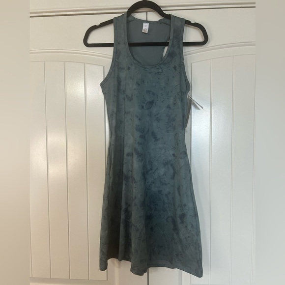 NWT Merika Athletic Dress in Teal. Size small. #Country Club Chic. - Picture 1 of 9